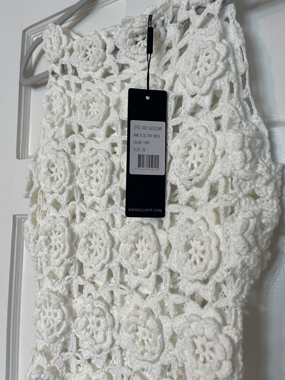 ‼️DELETING 5/11‼️Elliatt Elise high neck crochet mini dress in white NWT SZ S - Picture 4 of 7